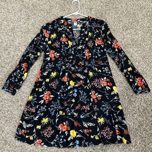 Size XS Old Navy baby doll style dress great condition smoke free animal free